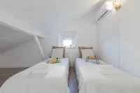 South Lisbon Guest Ap Bay Seixal