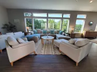 Spacious 5-bedroom house in serene Lago Vista with WiFi, AC