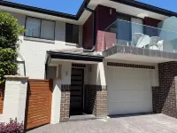 Riverside Gardens Hotels in Emu Plains