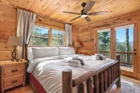 Spectacular Mountain View-Hot Tub-Game Rm-Aska Adventure Area-Livin' on the Edge