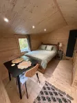 Cabin at the foot of Snowdon