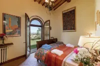 Bellagatta. The understated elegance of a home among the Sienese hills. Hotels in Buonconvento