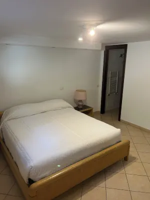 Oasis of peace in Rome: Casa Gaia Rome Hôtels à : Labaro