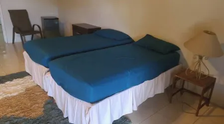 Bleu Haven oceanfront 6 bedroom in Tower isle Отели в г. Oracabessa