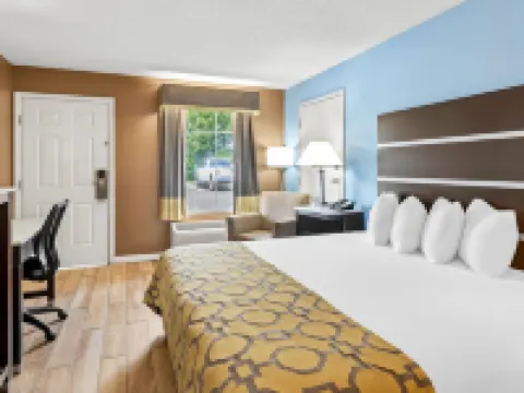 Baymont by Wyndham Forest City Hotels in Forest City