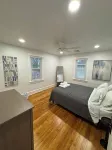 Newly remodeled Spacious 4-BM house in Phoenixville with OS parking/ central, AC Hotels in Phoenixville