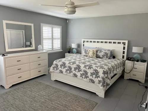 Beach Front cottage on the Best beach in Grand Bahama