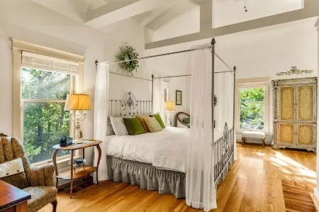 7BR Chateau in Massanutten, Sleeps 18