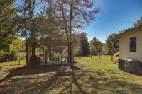 Prosperity Vacation Rental ~ 1 Mi to Lake Murray! - 3 tähden
