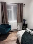 Cozy apartment, 10 min from B'ham Airport/NEC/HS2 sleeps up to 6, King bed, Wifi Các khách sạn ở Kingshurst