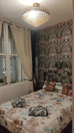 Boutique Carthago Modernista, con Techos Altos y Decorativos Отели рядом с достопримечательностью «Escultura de Carlos III»