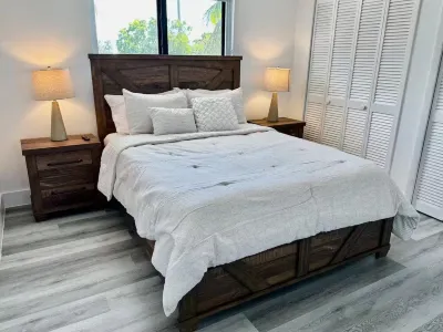 The Palms - Lux Home in Miami w Pool & Huge Patio Hotels near Dodge City Picnics