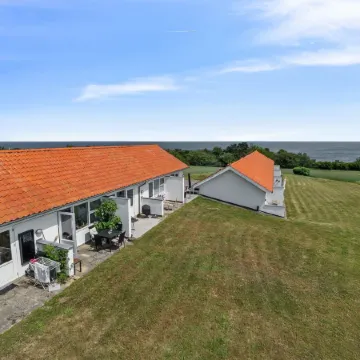 "Gunhilde" - 400m from the Sea