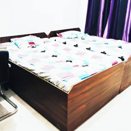 Hotel Ramashish Kutir