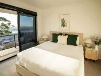 Sheer Pleasure Accommodation Hotels near The Arty Duck