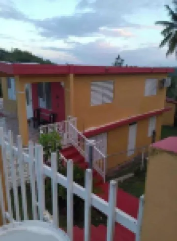 Private Country house 5 miles from beach