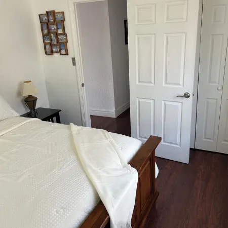 Brilliant 4-bedroom house with AC in Arvada! Family and Pet friendly,