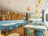 Novotel Hamburg City Alster Hotels near Borgfelde
