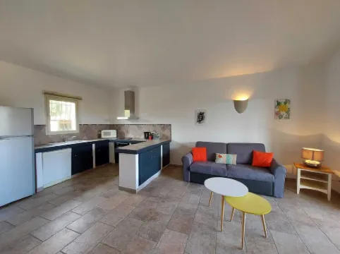 Beautiful apartment in Residence with swimming pool, garden and terrace