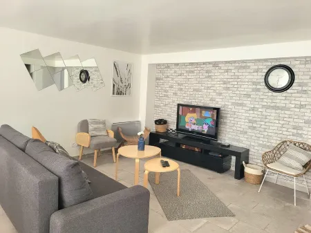 Superbe Appartement Avec Parking Sécurisé à 20 Minutes de Paris