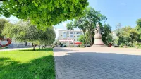 White rotunda. Apartment with a view. Alex Apartments Hotels in Poltava