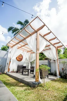 3-bedroom villa near Tagaytay with jacuzzi, nice garden & outdoor amenities Hotels near Royale Tagaytay Country Club