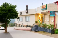 Hotel shiva Lake