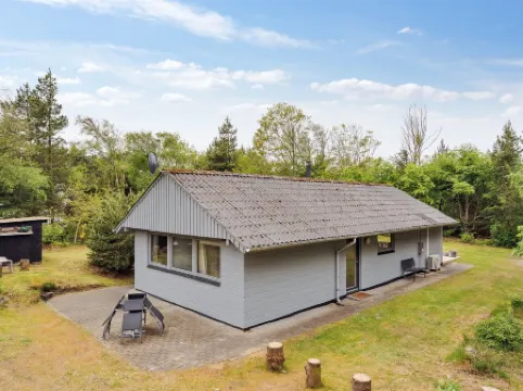 "Marta" - 1.5km from the Sea