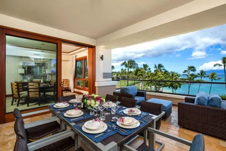 Kbm Resorts Free Car Anuenue at Montage Kapalua Bay Oceanfront Villa Pool Beach Access Отели рядом с достопримечательностью «Капалуа Теннис Гарден»
