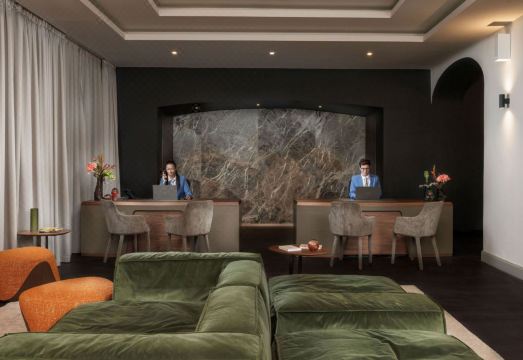 안나 그랜드 호텔 와인 & 비탈