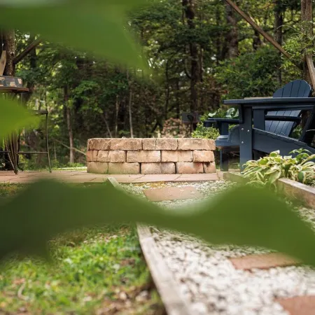 "Simply Serenity Yurt"- Unique Mountain Getaway w/ Hot Tub on Blue Ridge Parkway