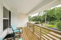 Kill Devil Hills Retreat w/ Gas Grill & Deck! - Homestays