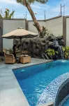Shoki Shoki Lodge - Pools