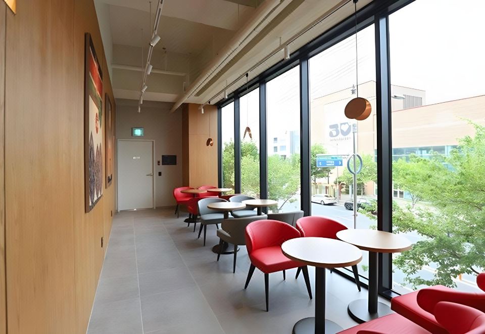 호텔 그랜드 베이 보령 외부 모습