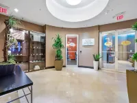 TRUMP Beach Resort - Stunning Beach Front