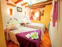 Holiday Home in Laroya near centre Hotels in Laroya
