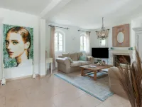 Beachside Bliss in Gassin - Balcony