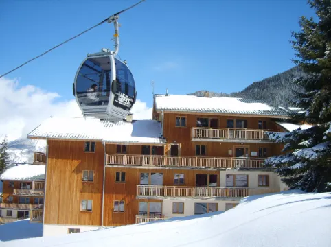 Apartment in Valfréjus near Gondola