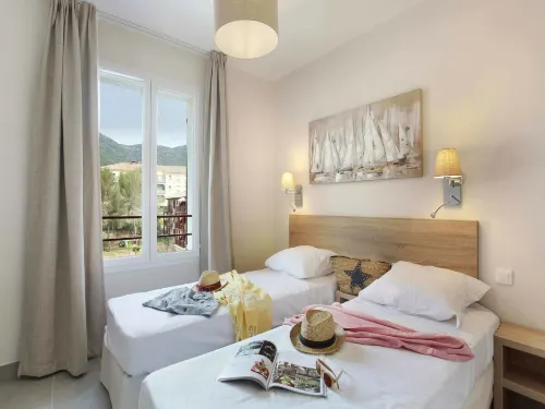 Apartment in Cavalaire-sur-Mer near Beach - Apartments