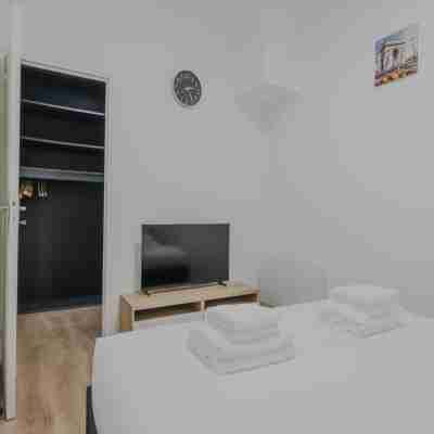 Modern Apartment - 2BR/6P- Levallois-Perret Rooms