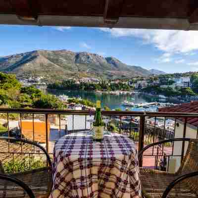 Apartments & Rooms Mihajica- Standard Double or Twin Room with Balcony and Sea View Others