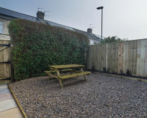 Chestnut House - Sleeps 4 - Pet Friendly -Parking Hotels in Ashington