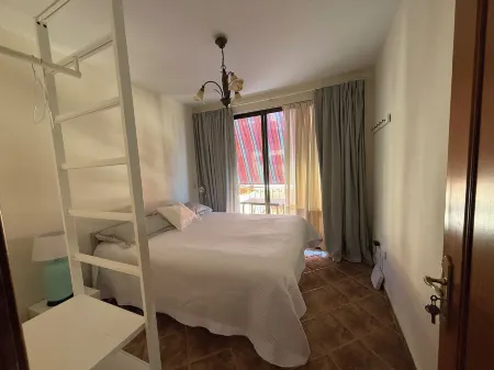 Accommodation Madre Amada Tenerife Отели рядом с достопримечательностью «Mirador Barranco Hondo»