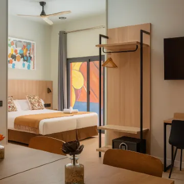 巴塞隆拿機場24小時航空酒店 鄰近Delta del Llobregat的酒店