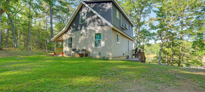 Lake Access & Dock: Remote Mio-area Cottage Hotels in Alcona County