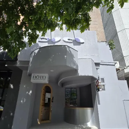 HOTEi Park Silom-Surawong Отели рядом с достопримечательностью «Комплекс Чамчури Сквэр»