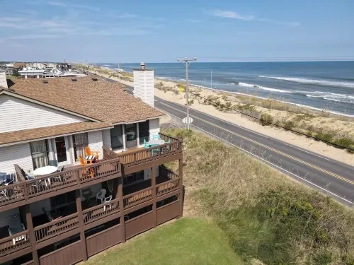 Superheat Retreat - Just 75 Step to the Beach. Breathtaking Ocean View.