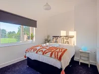 Stylish Modern Home Near Mcr Centre Co-op Etihad Hotels in Tameside