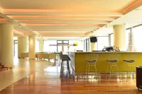 Pestana Promenade Ocean Resort Hotel - С баром