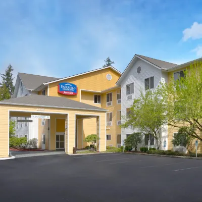 Fairfield Inn & Suites Seattle Bellevue/Redmond Hotels near Bellevue Square